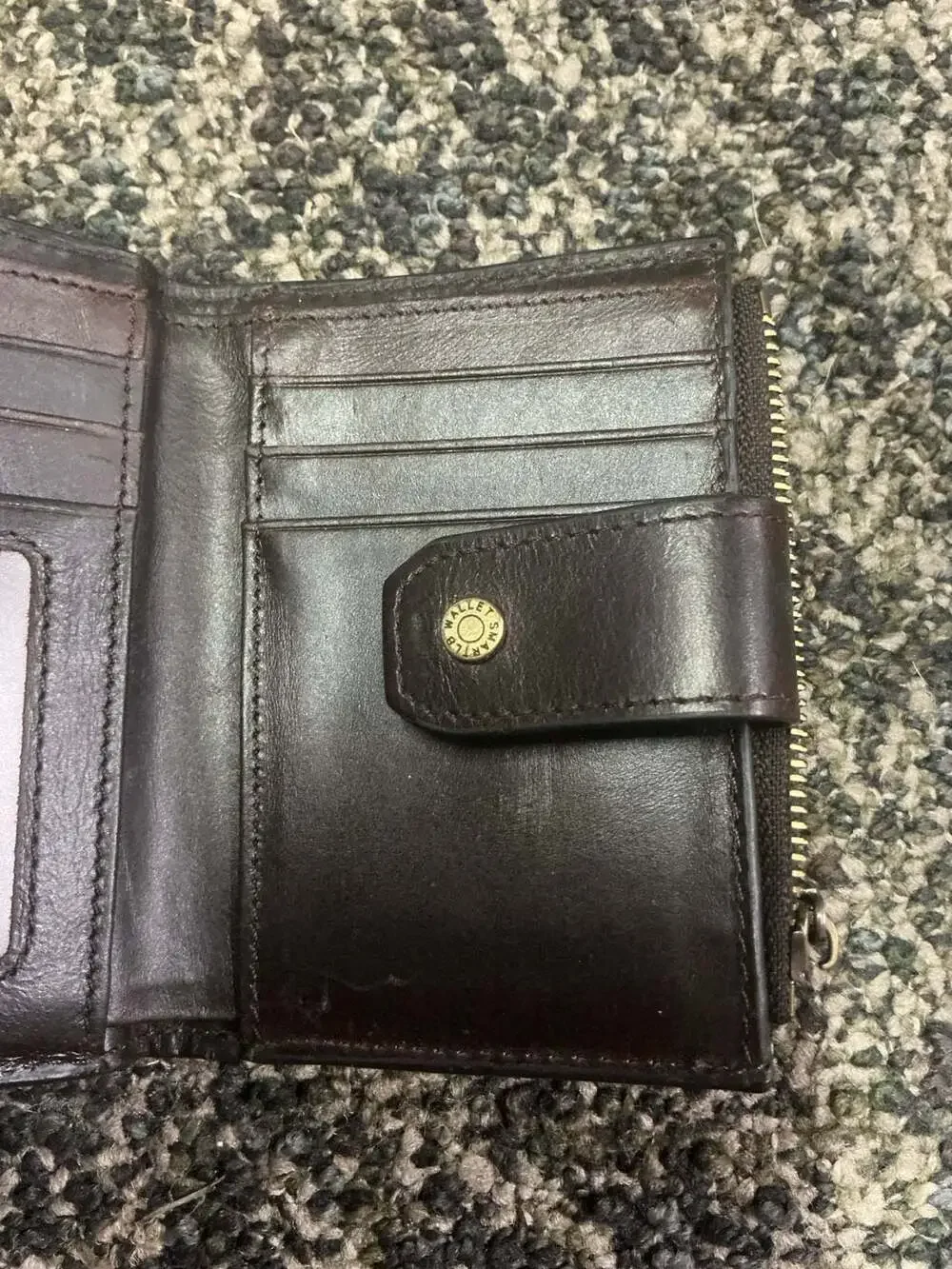 Smart LB Genuine Leather Bifold Anti-Lost Wallet with Bluetooth Tracker